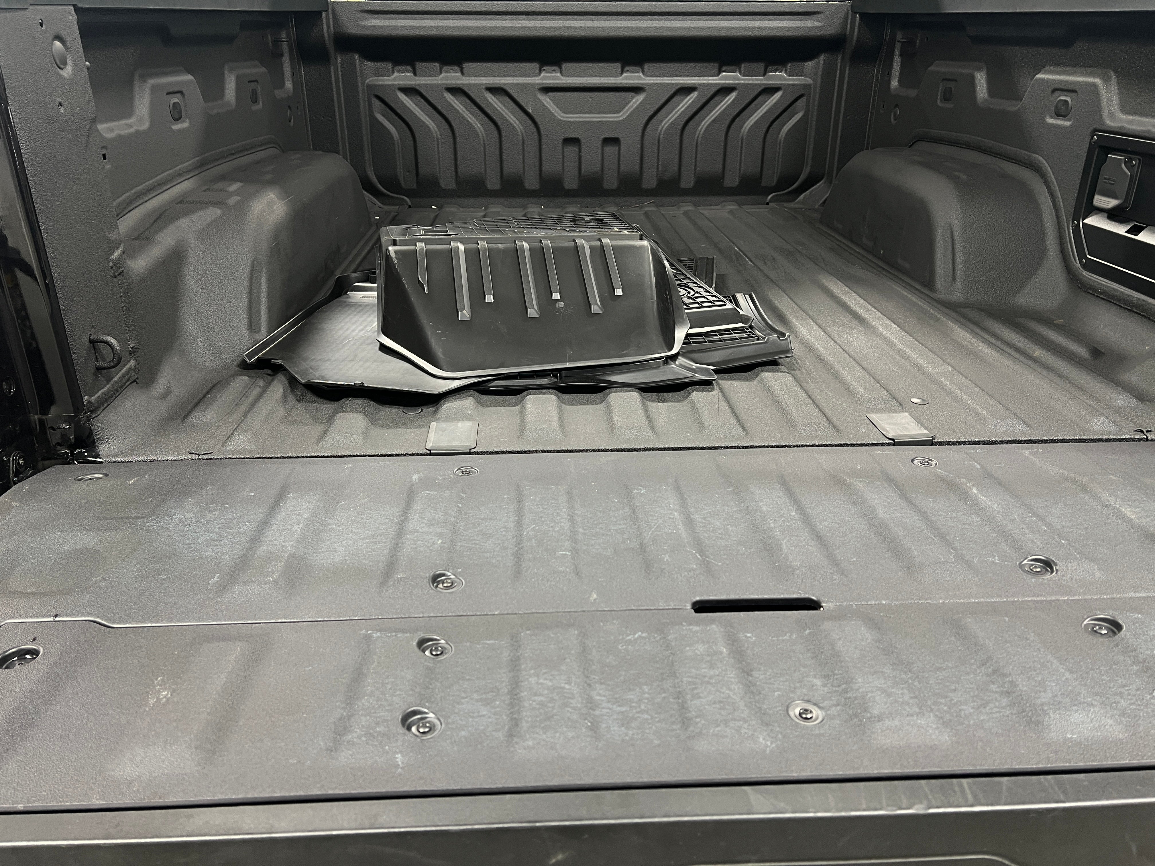 Used 2026 GMC Sierra EV Denali with VIN 1GT1EWEH2TU401389 for sale in Oak Creek, WI