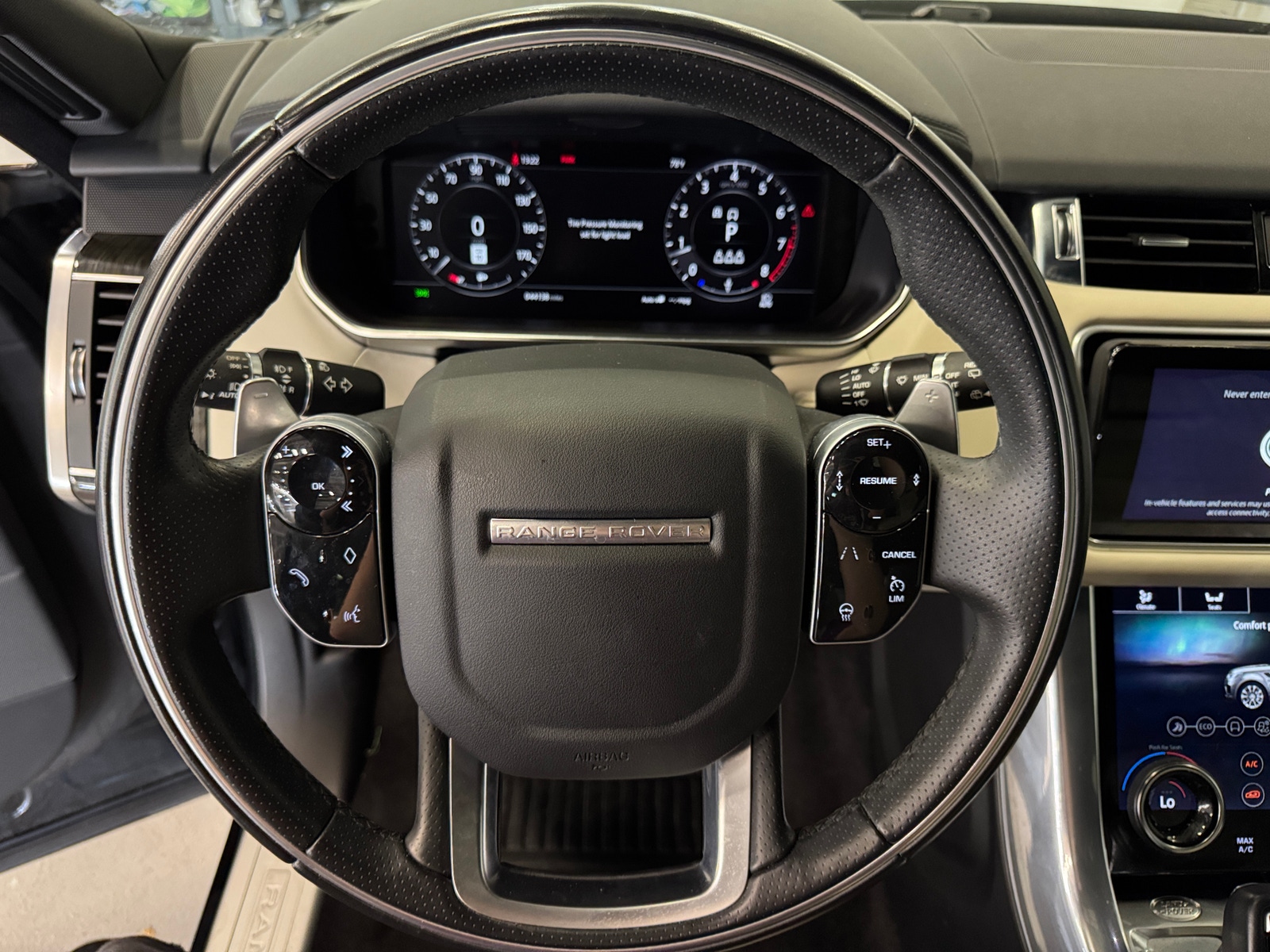 Thumbnail: 2022 Land Rover Range Rover Sport - 4