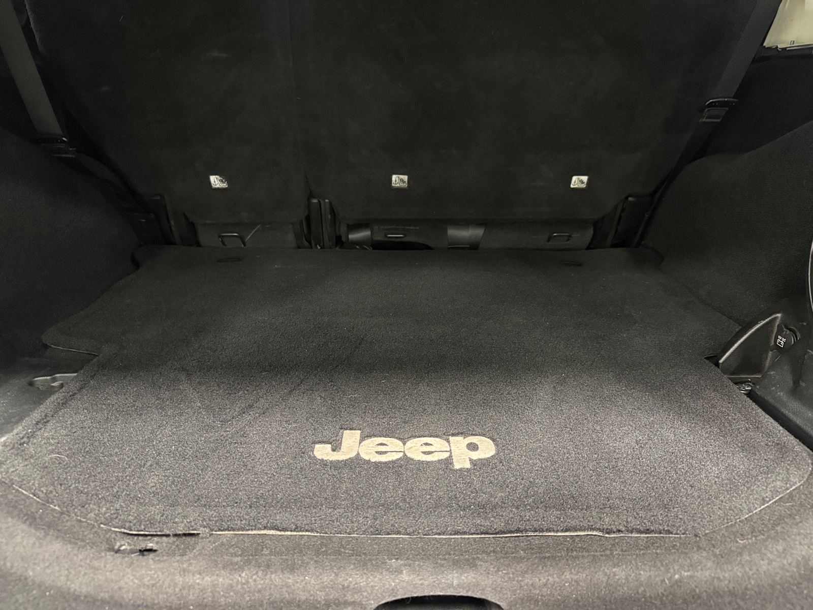 Thumbnail: 2011 Jeep Wrangler - 7