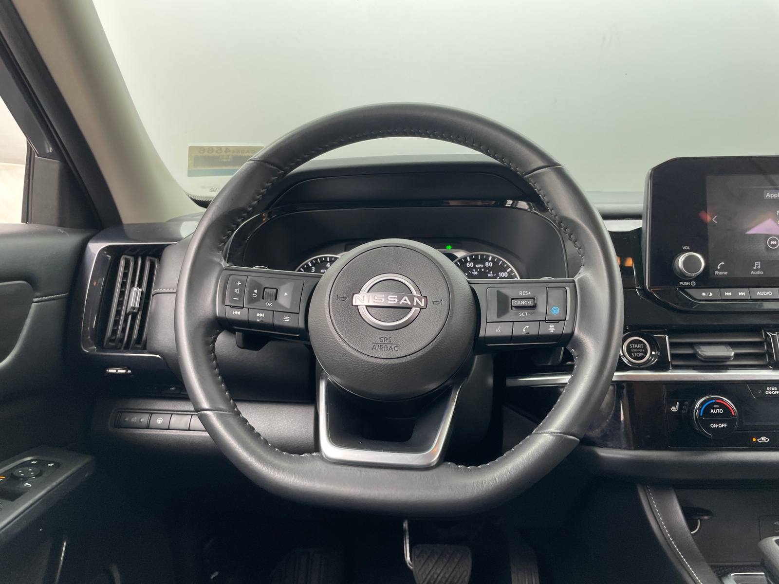 Thumbnail: 2024 Nissan Pathfinder - 5