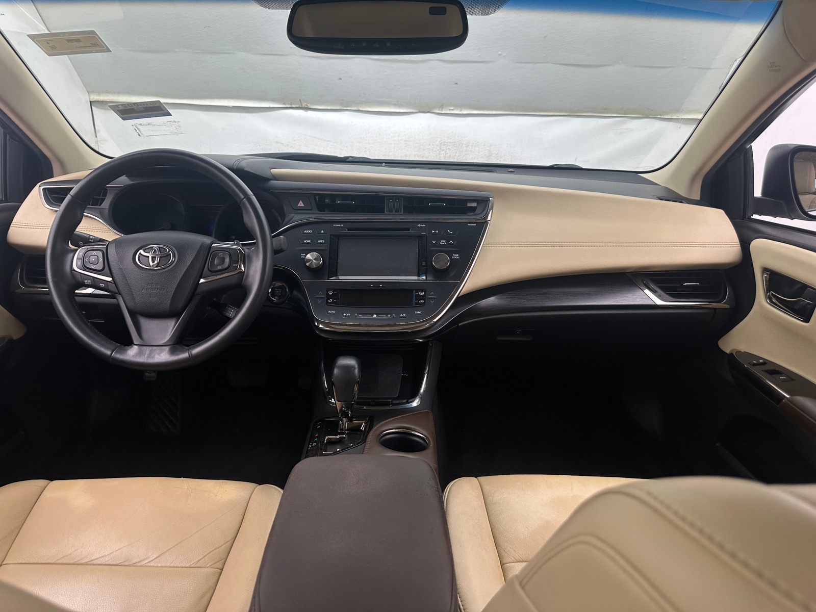 Thumbnail: 2016 Toyota Avalon - 2