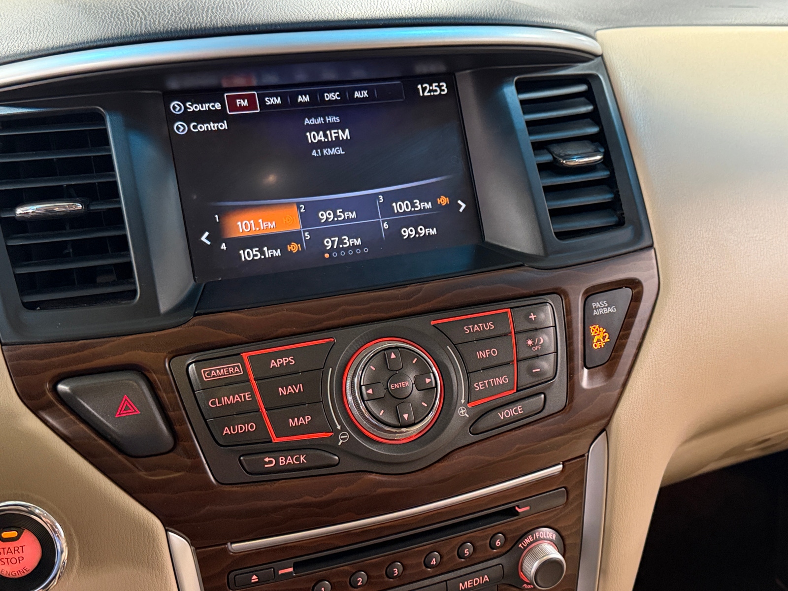 Thumbnail: 2017 Nissan Pathfinder - 3