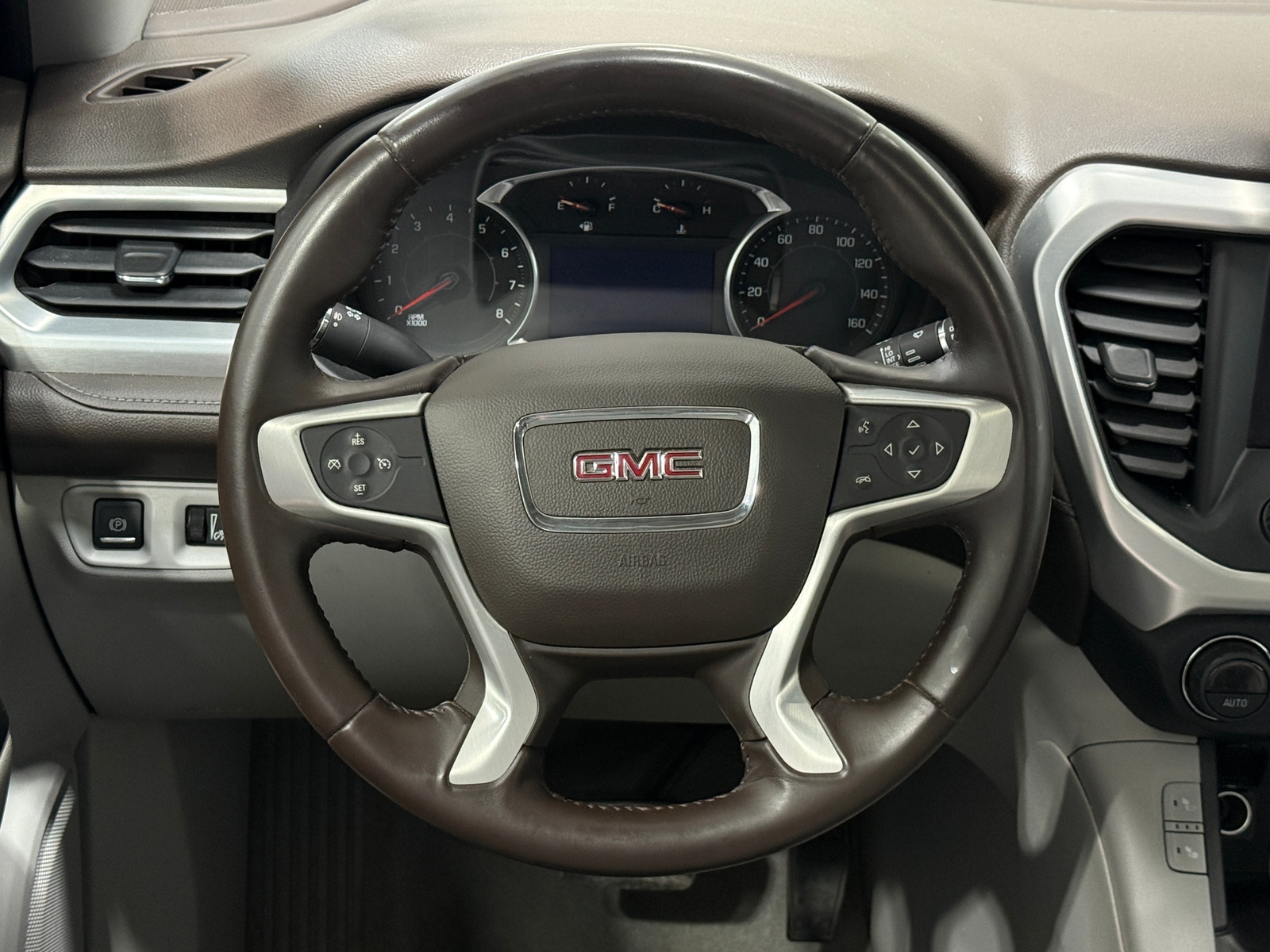Thumbnail: 2017 GMC Acadia - 4