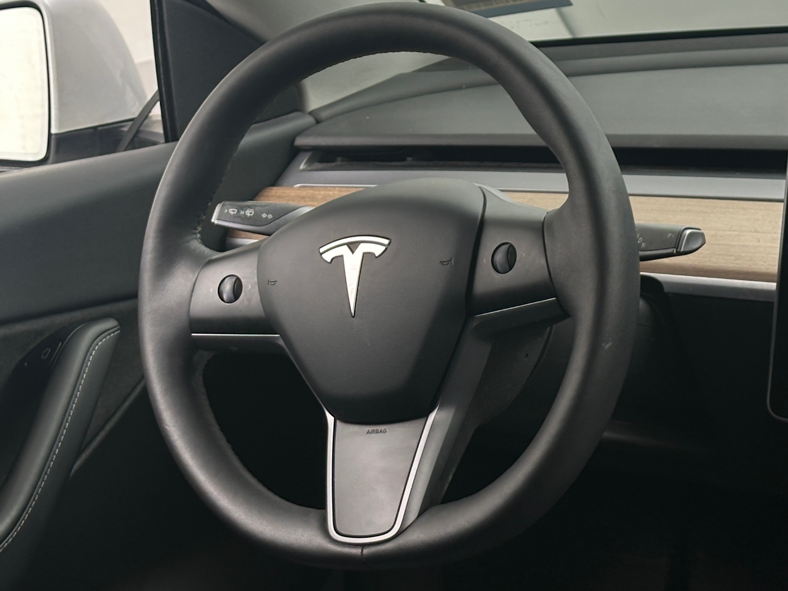 Thumbnail: 2022 Tesla Model Y - 4
