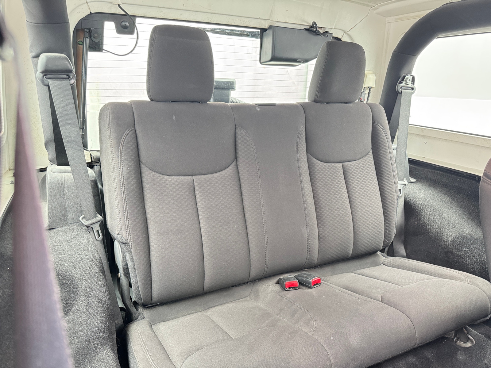 Thumbnail: 2015 Jeep Wrangler - 6