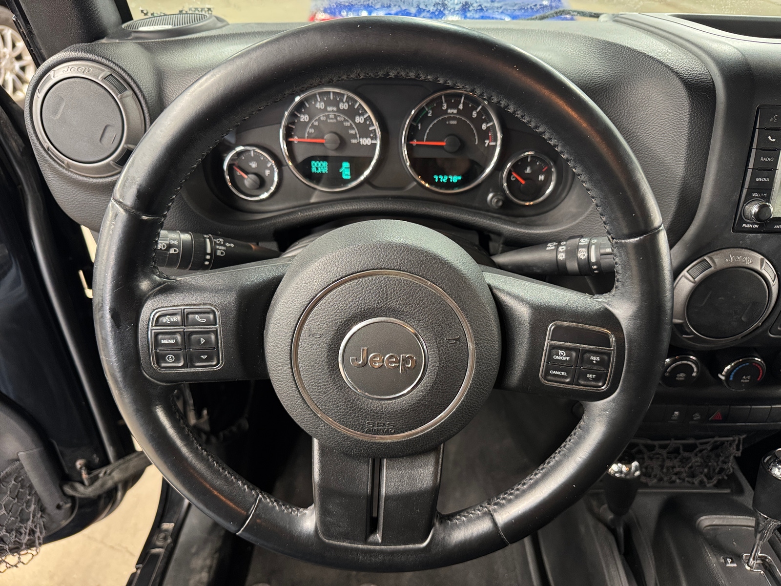 Thumbnail: 2015 Jeep Wrangler - 5