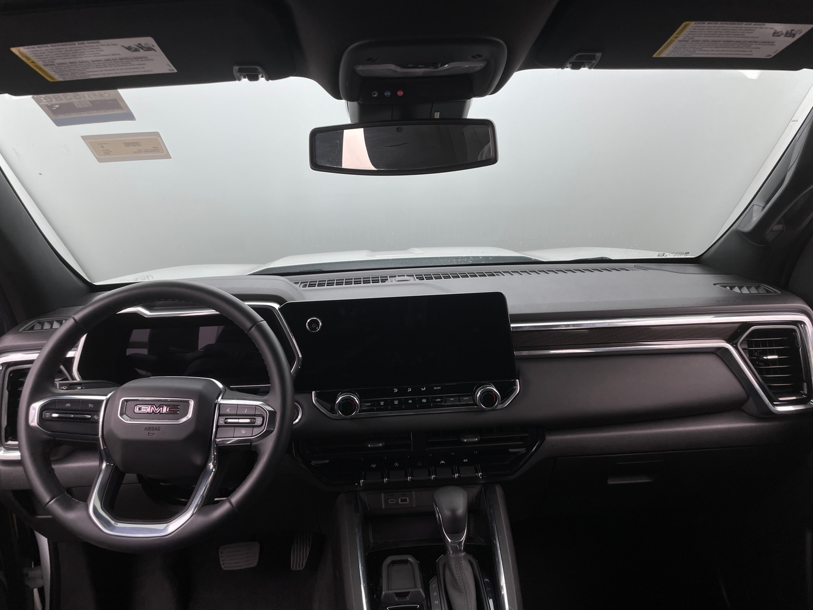 Thumbnail: 2024 GMC Canyon - 3