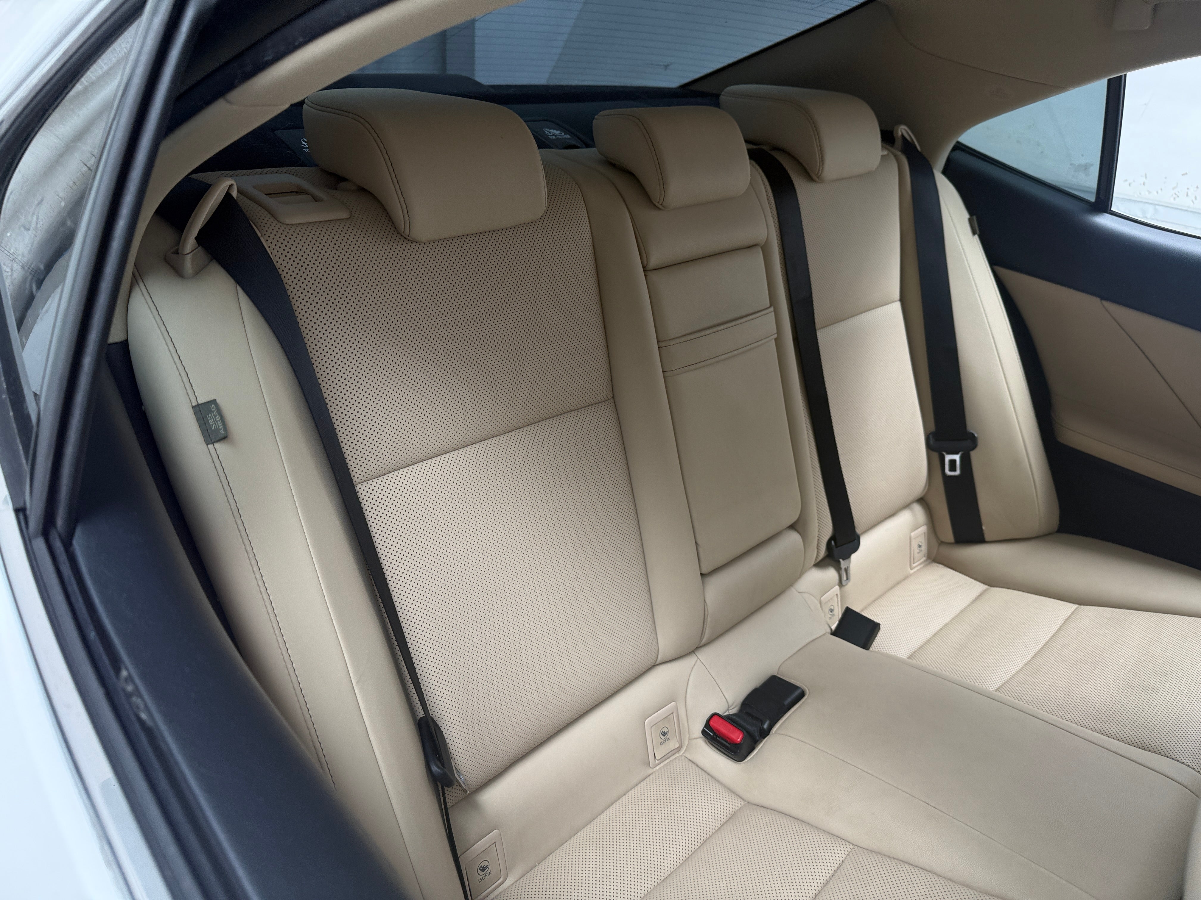 2016 Lexus IS 200t - Photo 9