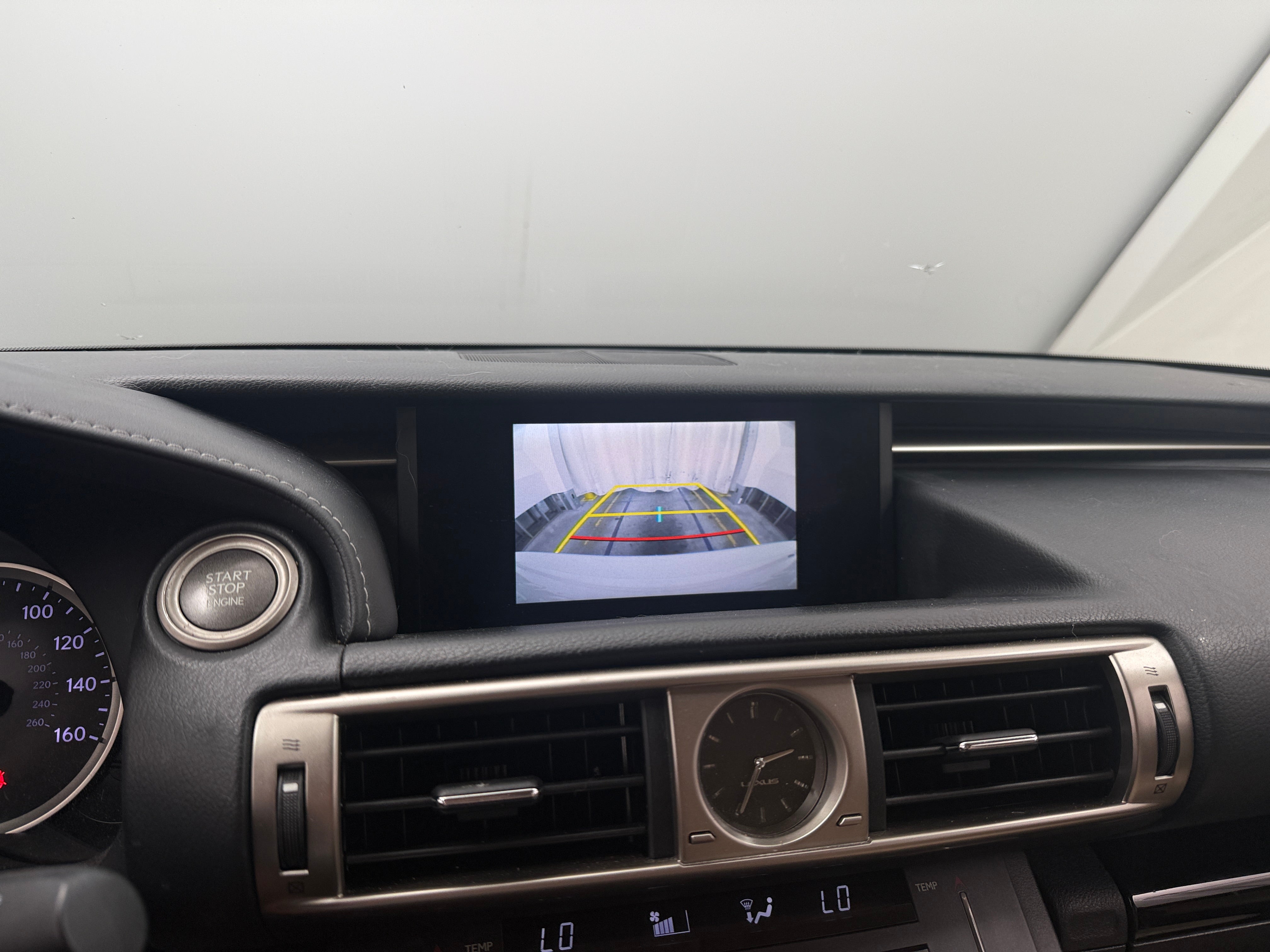 2016 Lexus IS 200t - Photo 15