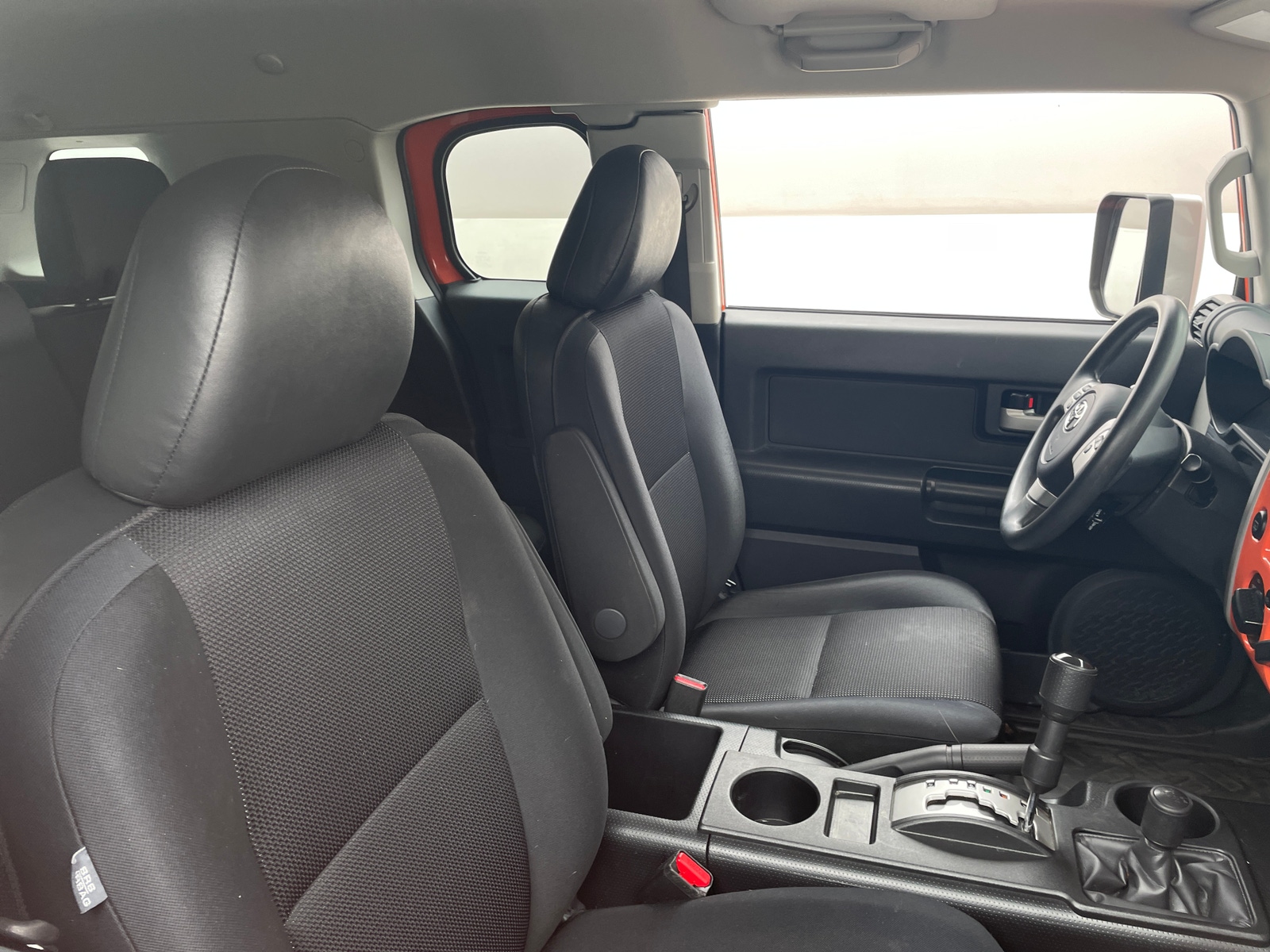 Thumbnail: 2014 Toyota FJ Cruiser - 2