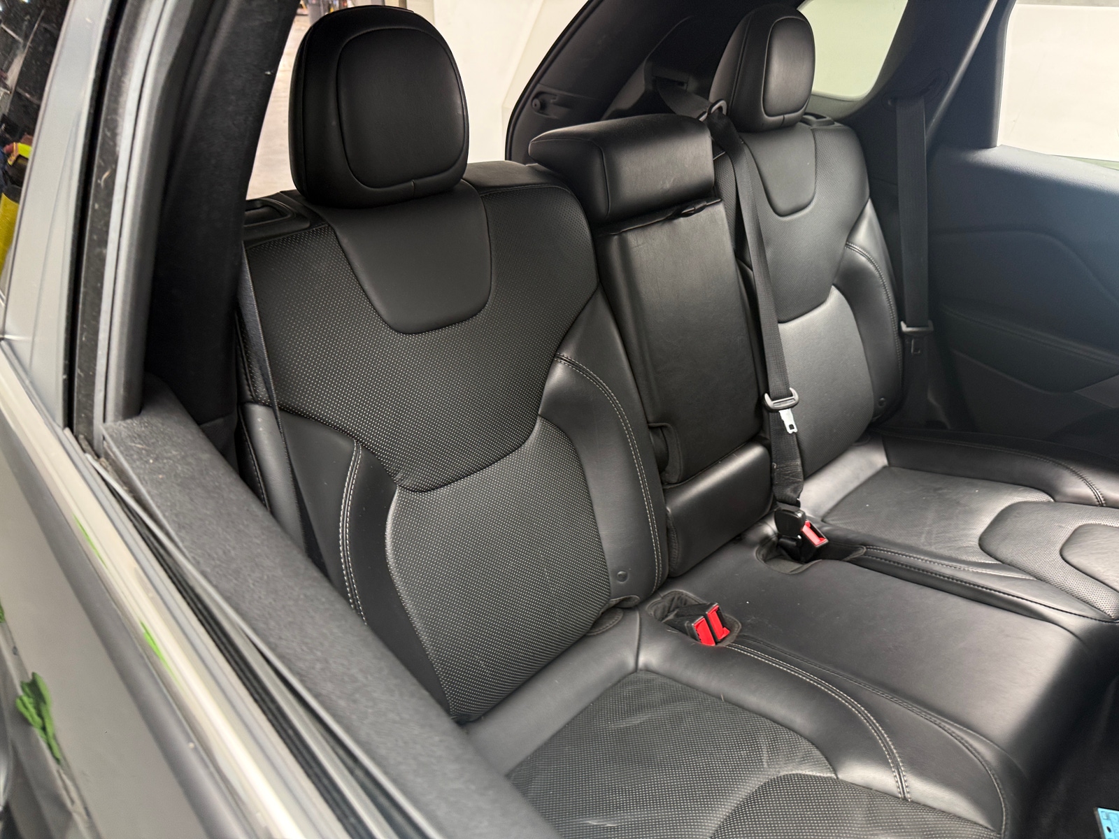 Thumbnail: 2019 Jeep Cherokee - 5