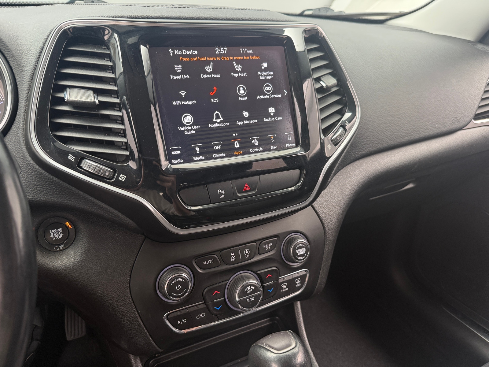 Thumbnail: 2019 Jeep Cherokee - 3