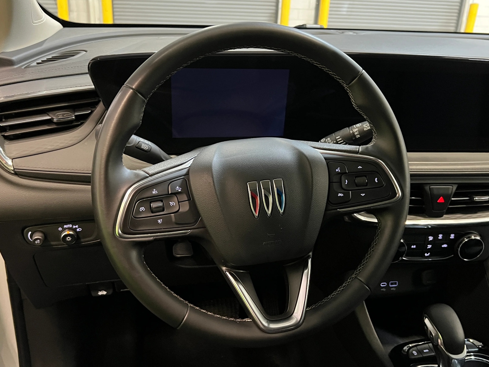 Thumbnail: 2025 Buick Encore GX - 5