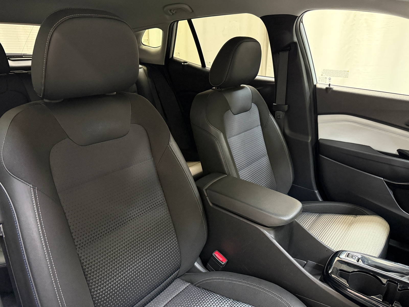 Thumbnail: 2025 Chevrolet Trax - 2