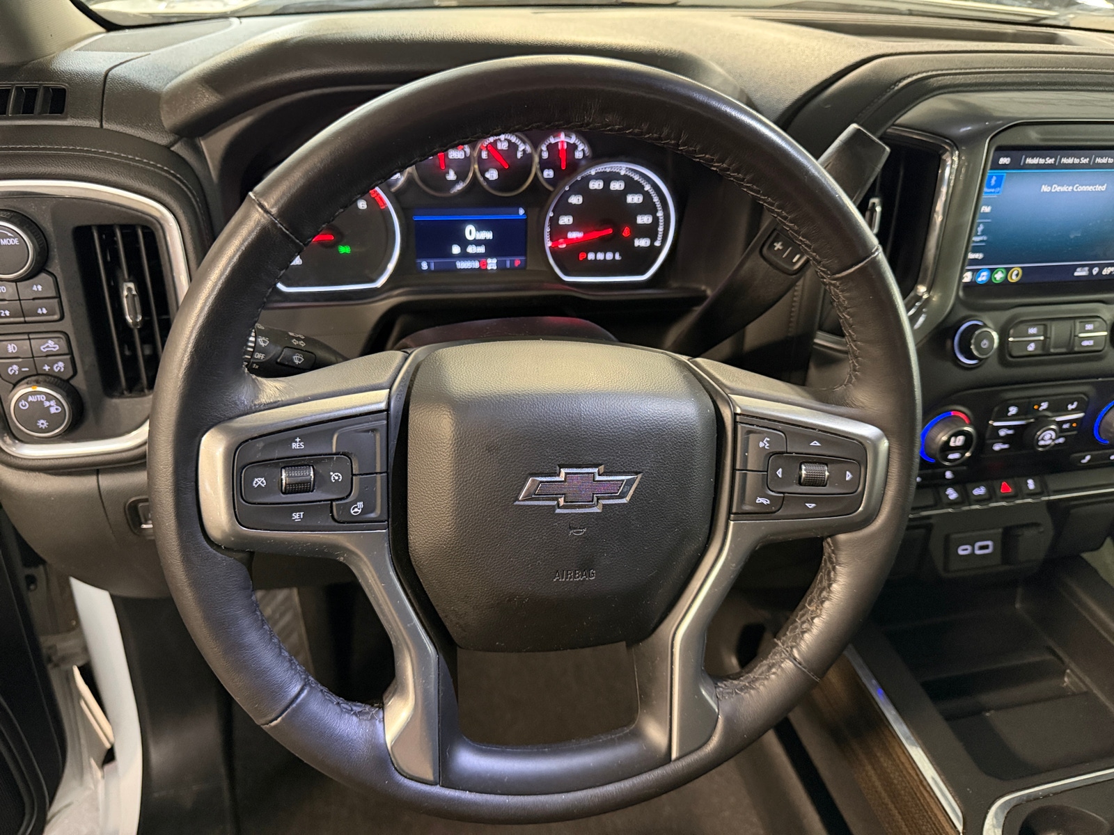 Thumbnail: 2022 Chevrolet Silverado 1500 - 5