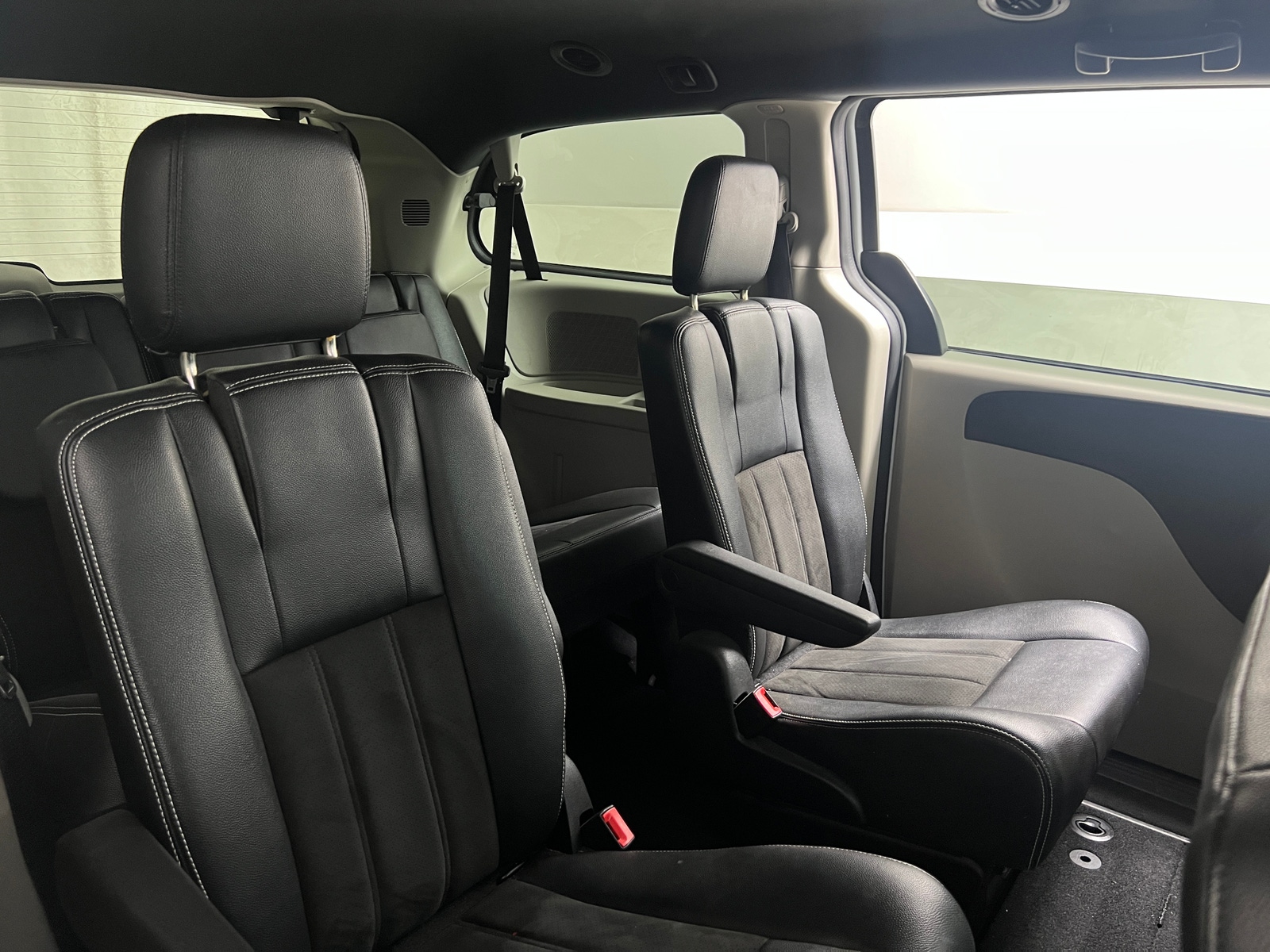 Thumbnail: 2019 Dodge Grand Caravan - 5