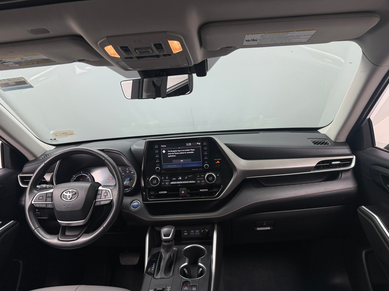 Thumbnail: 2022 Toyota Highlander - 2