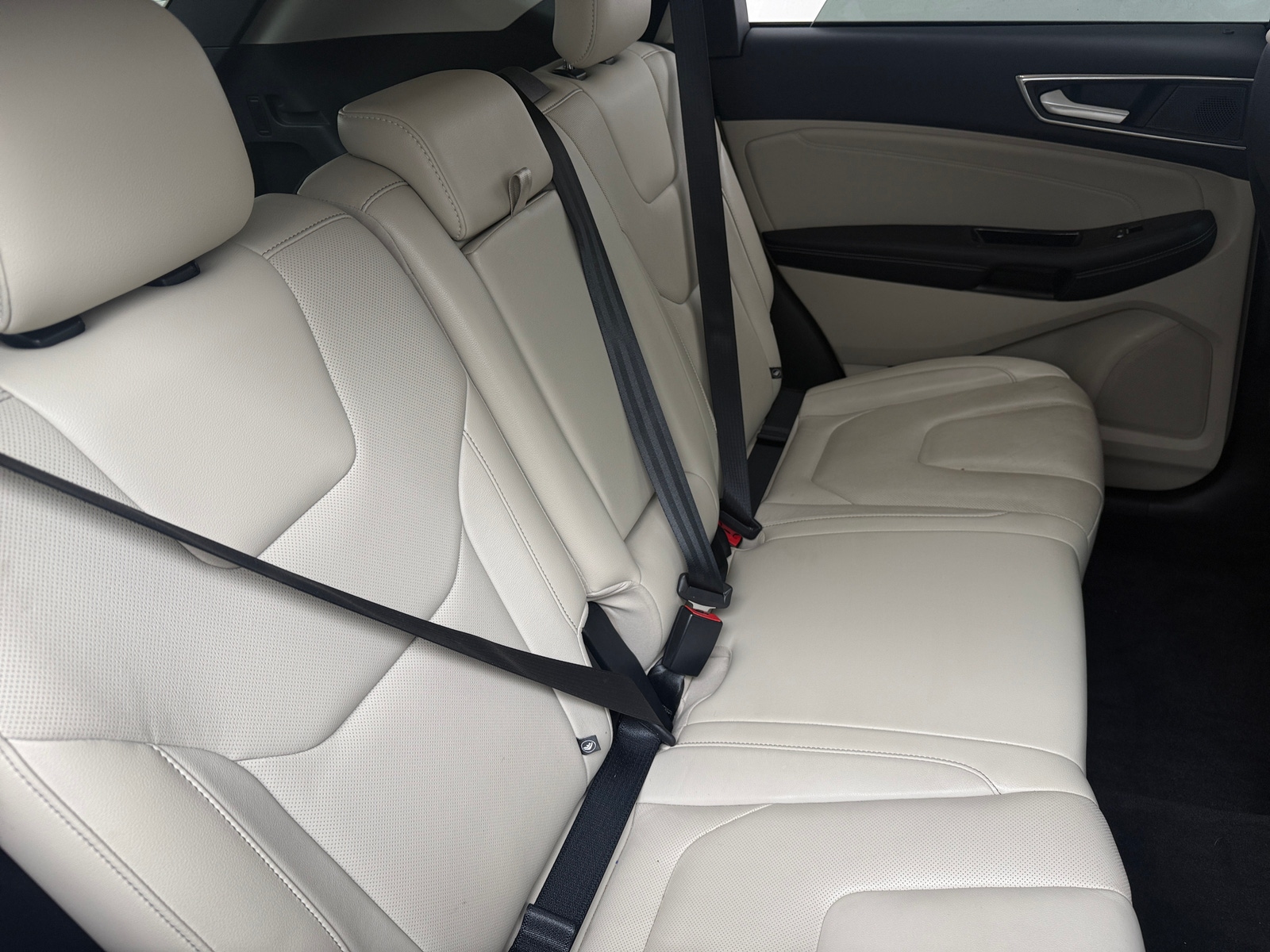 Thumbnail: 2020 Ford Edge - 5