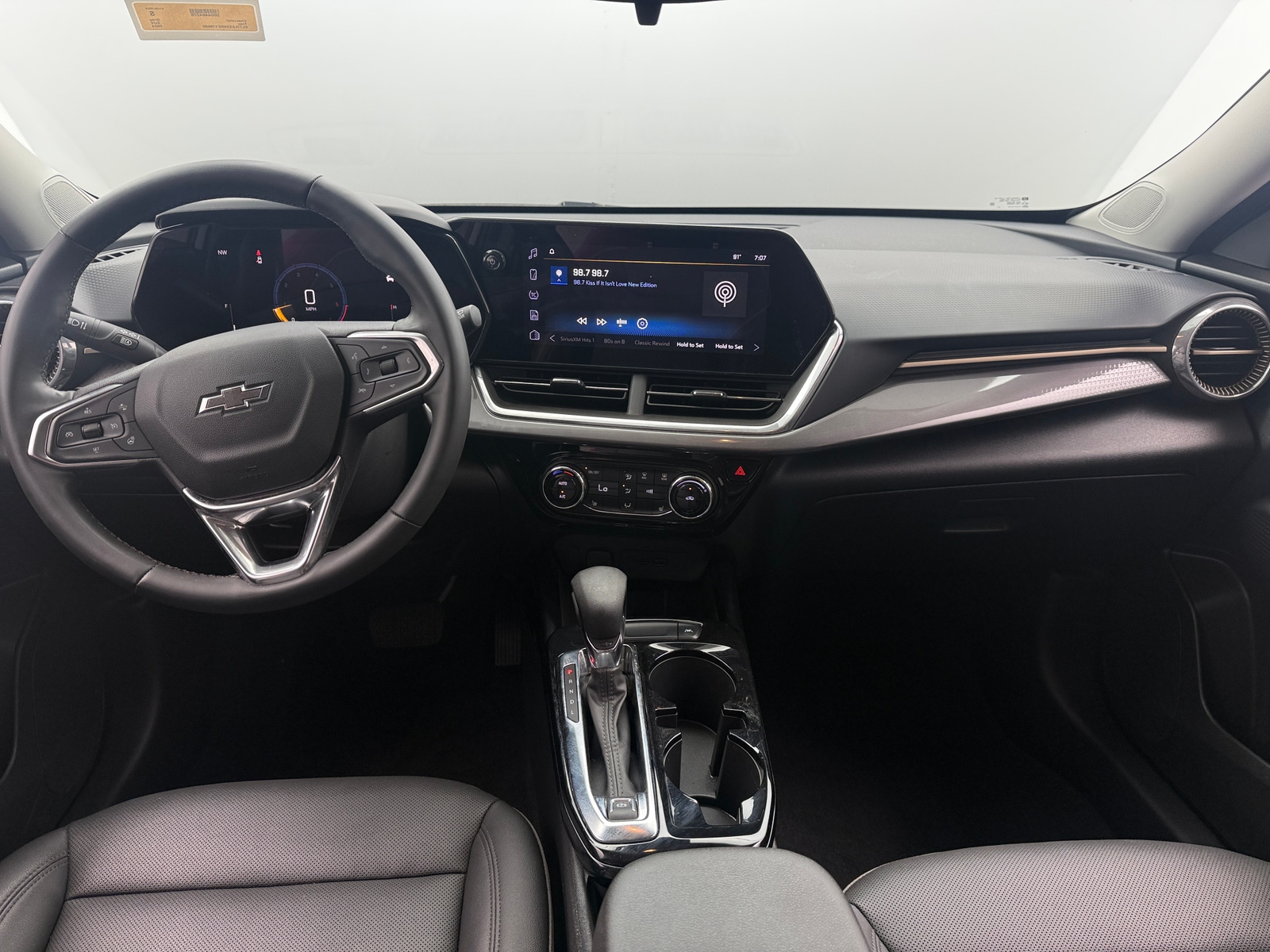 Thumbnail: 2024 Chevrolet Trax - 2