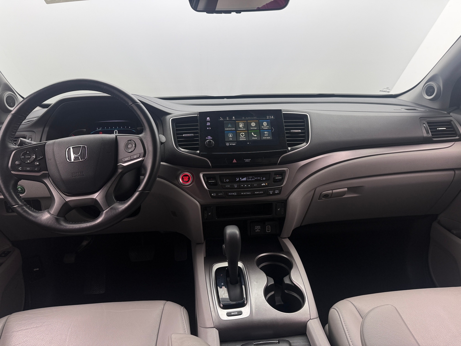 Thumbnail: 2019 Honda Pilot - 2