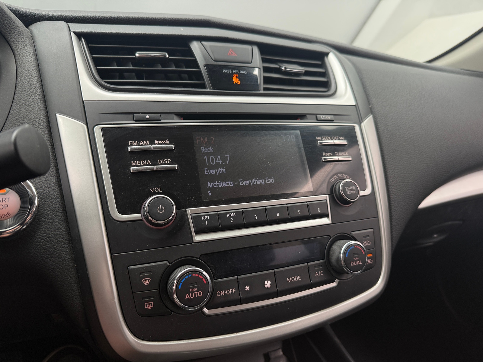 Thumbnail: 2016 Nissan Altima - 4