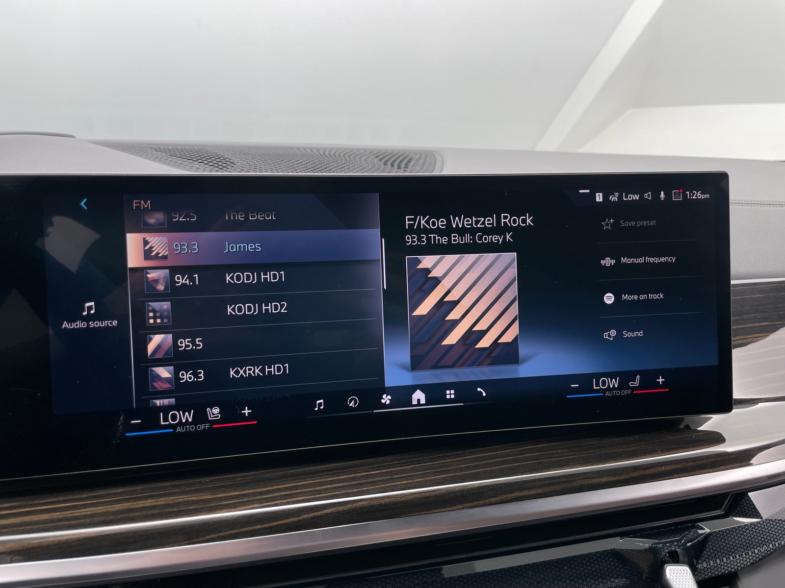 Thumbnail: 2026 BMW X5 - 3