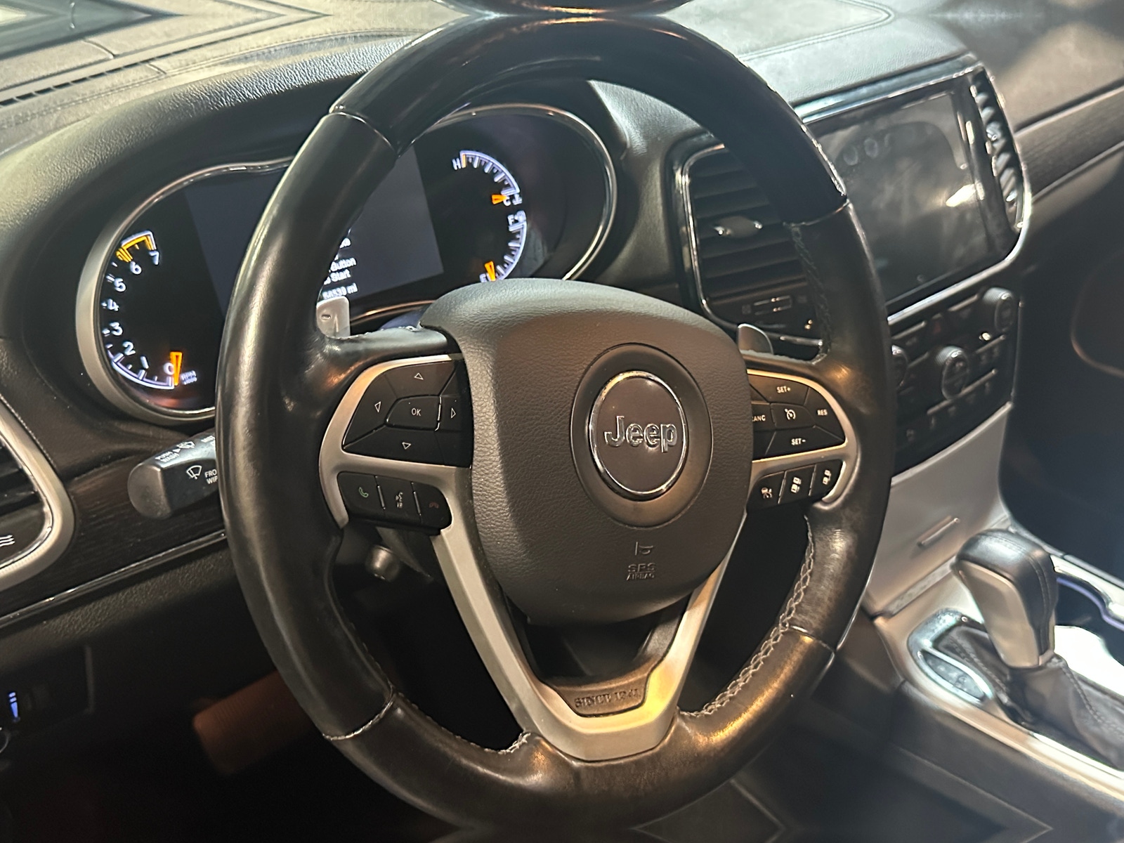 Thumbnail: 2020 Jeep Grand Cherokee - 4