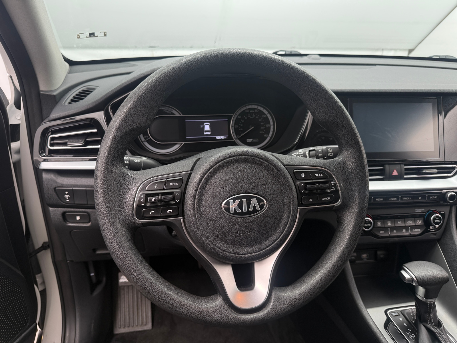Thumbnail: 2021 Kia Niro - 5