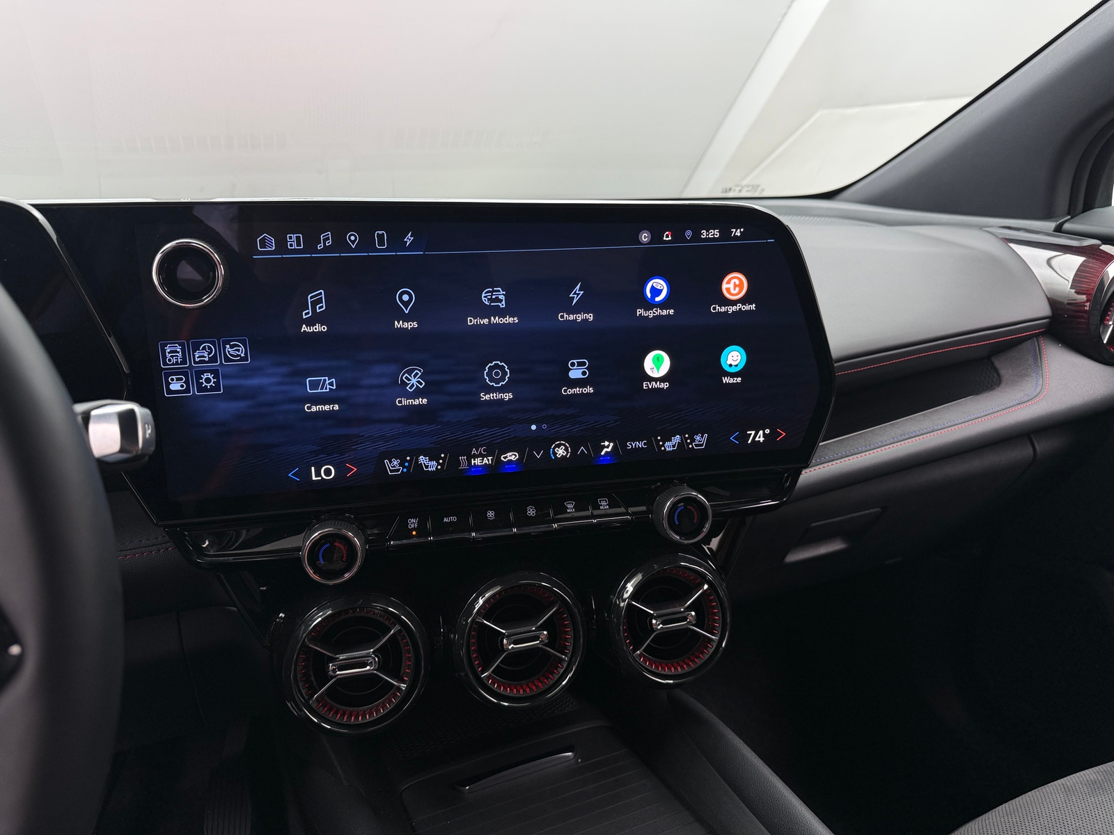 Thumbnail: 2024 Chevrolet Blazer EV - 4