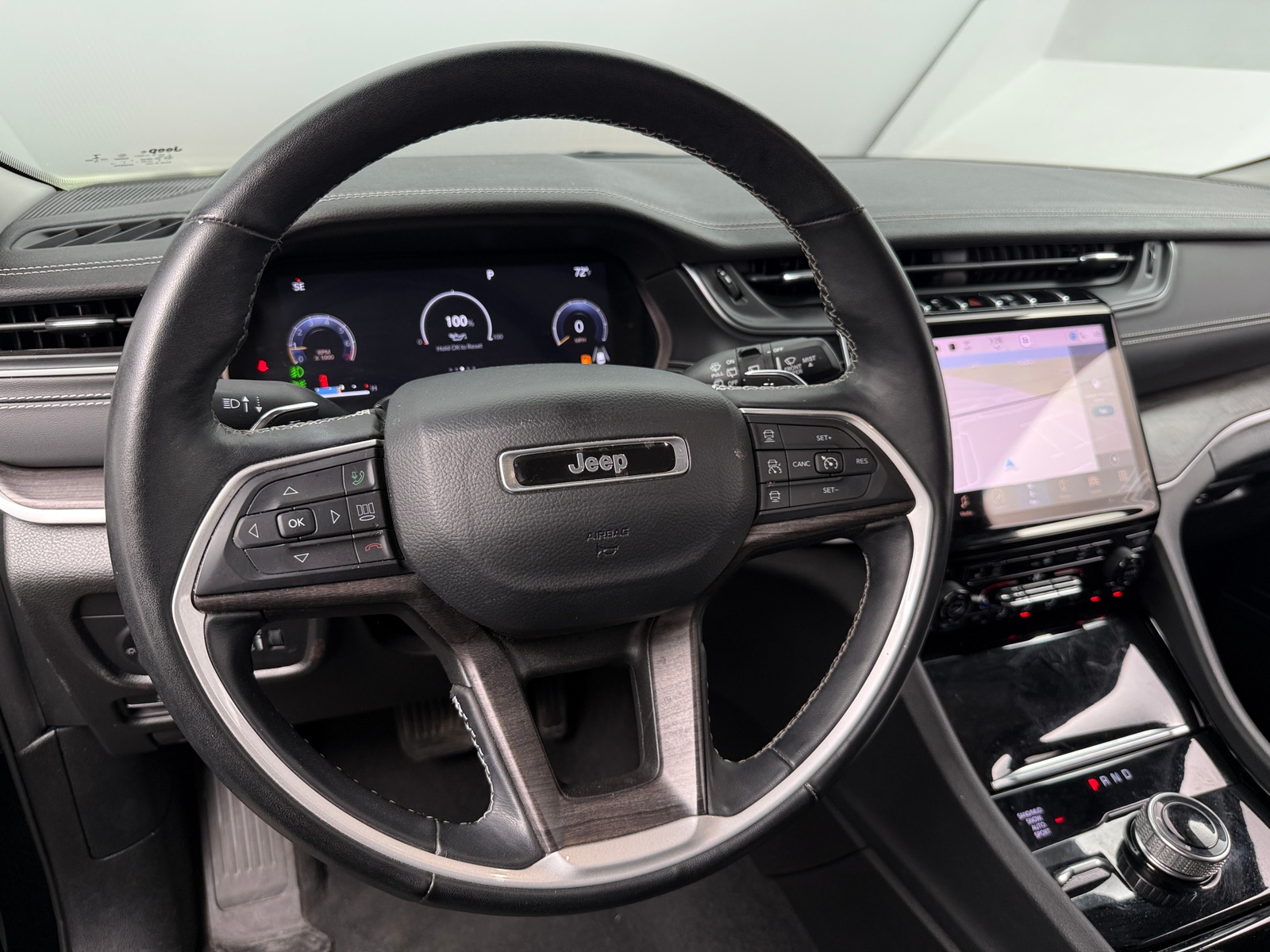 Thumbnail: 2022 Jeep Grand Cherokee - 4