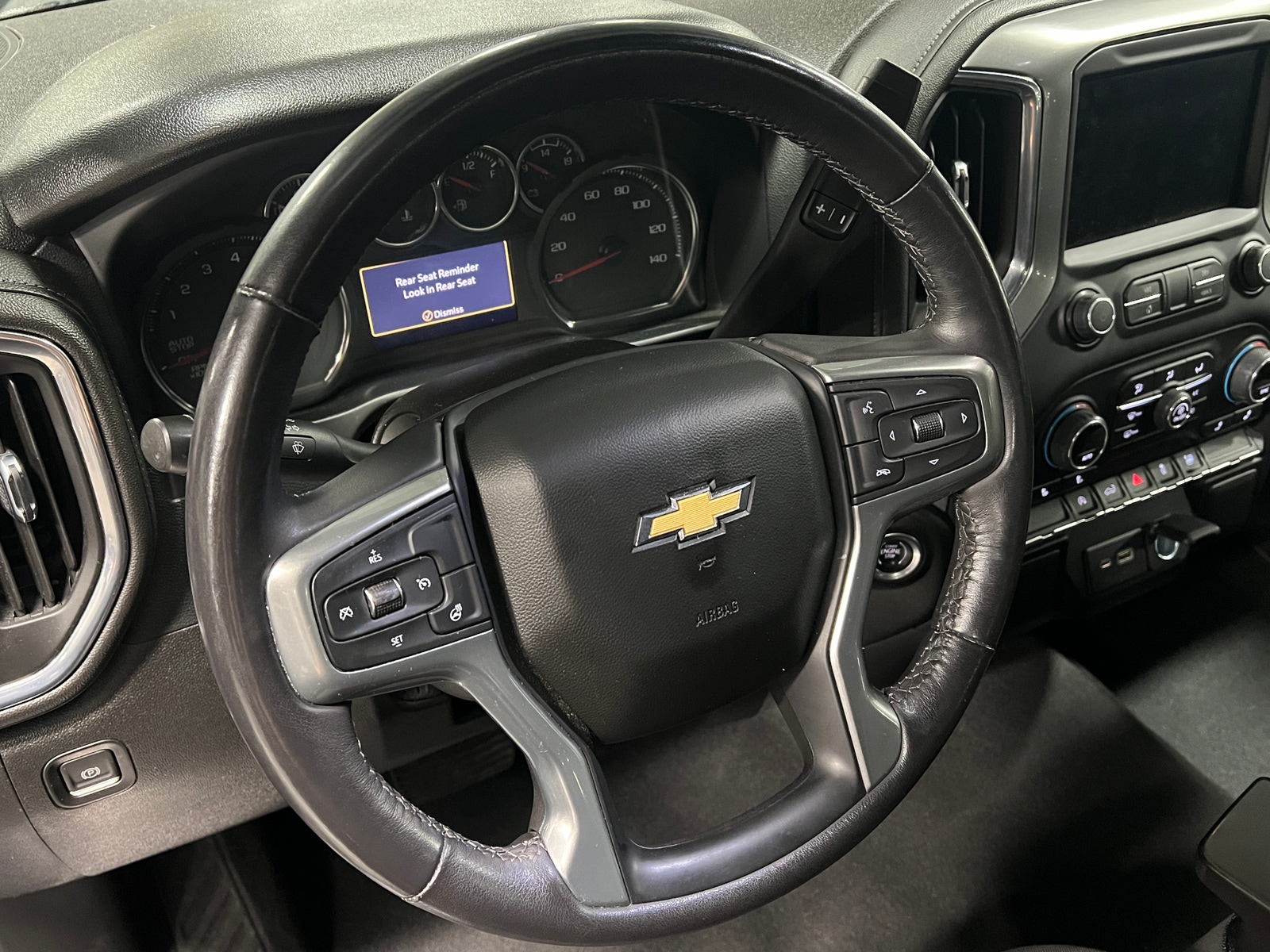 Thumbnail: 2022 Chevrolet Silverado 1500 - 5