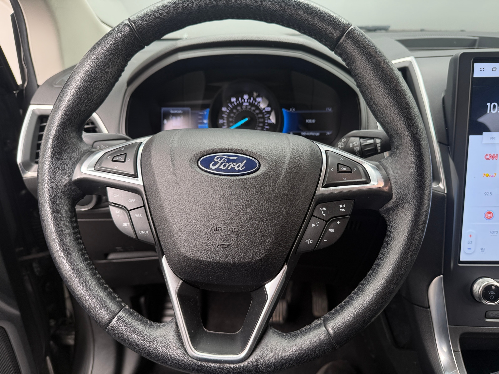 Thumbnail: 2023 Ford Edge - 4