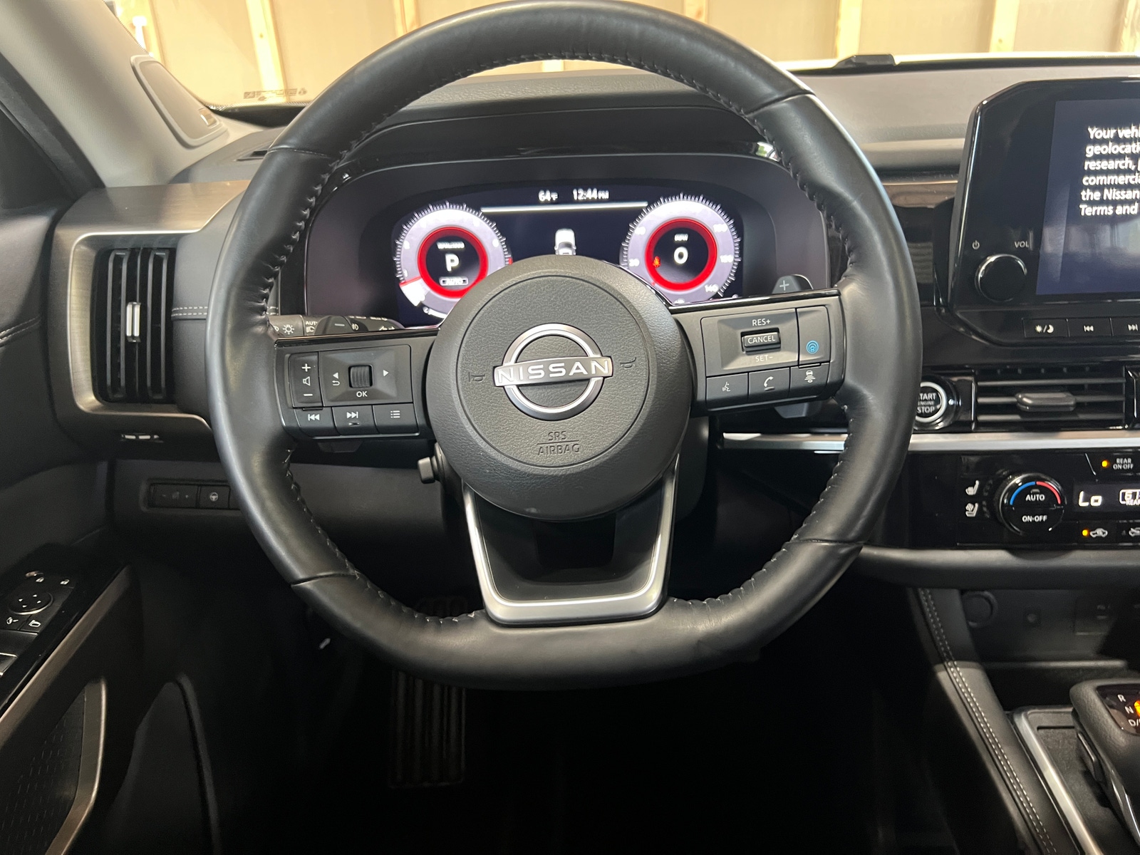 Thumbnail: 2022 Nissan Pathfinder - 4