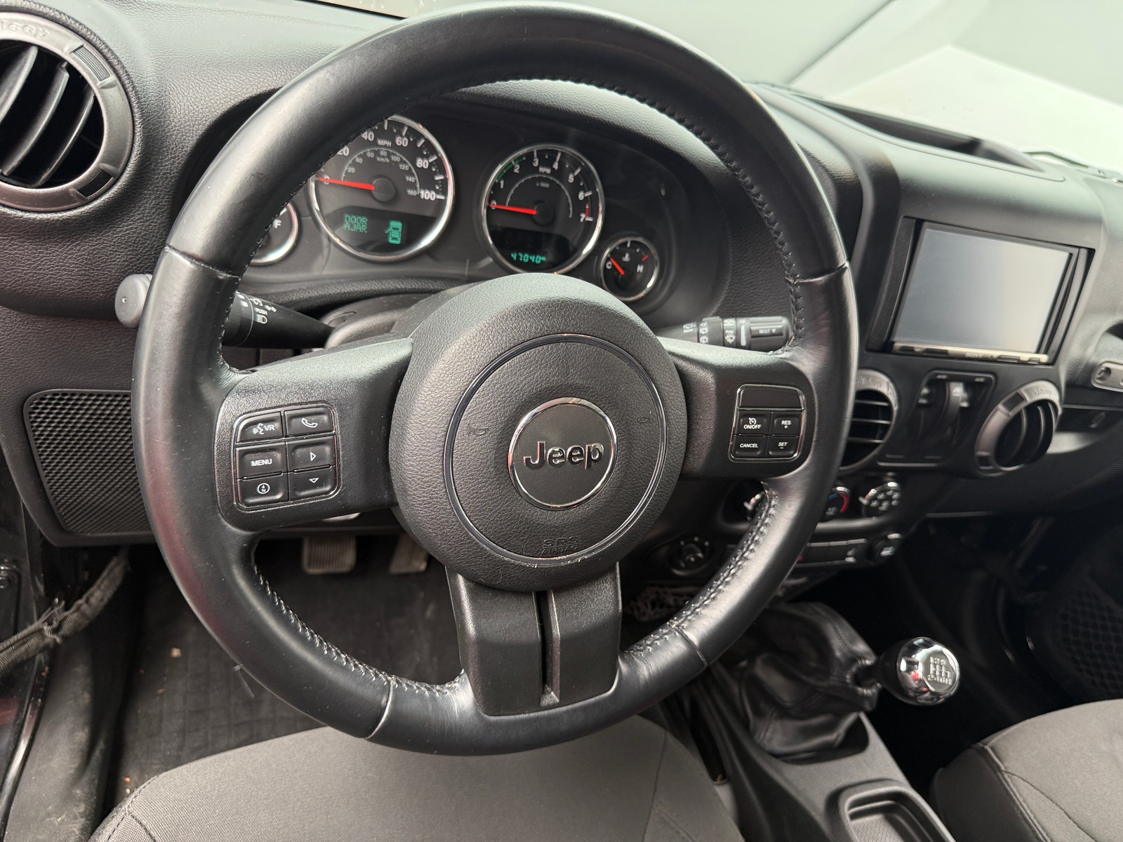 Thumbnail: 2017 Jeep Wrangler - 5