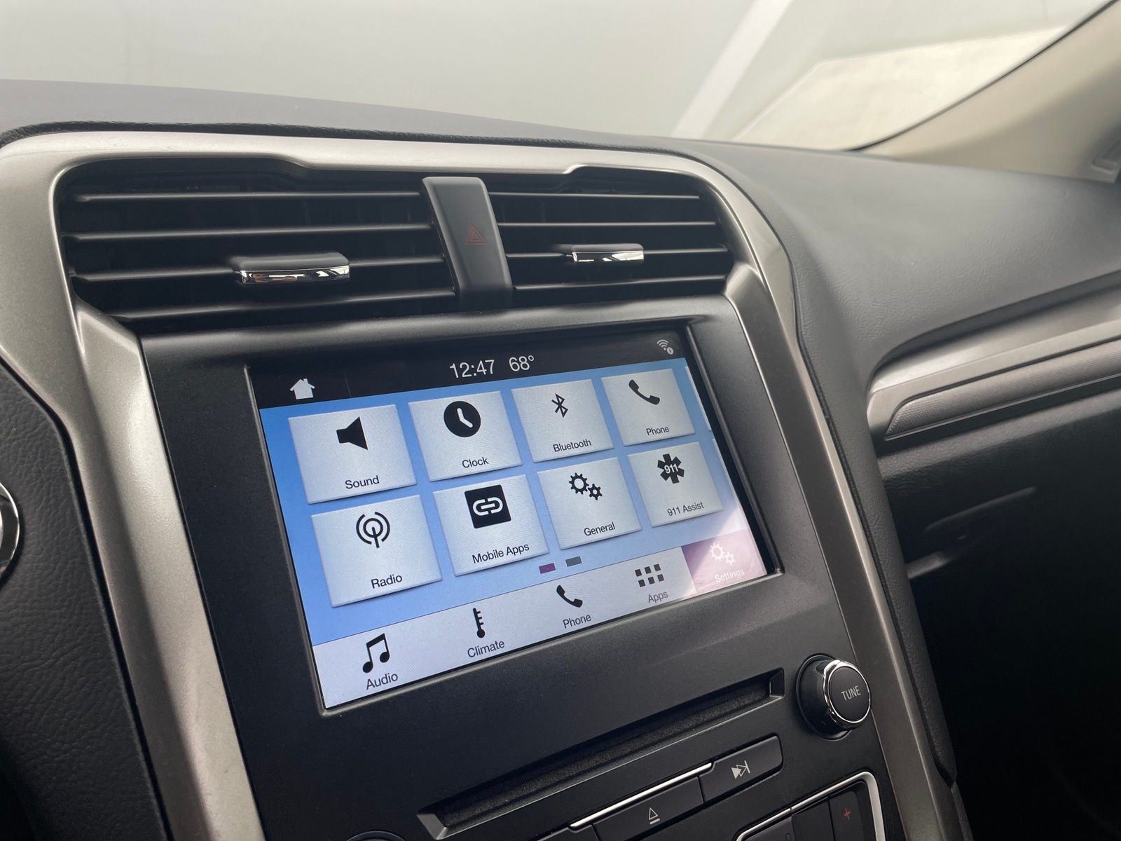 Thumbnail: 2018 Ford Fusion - 4