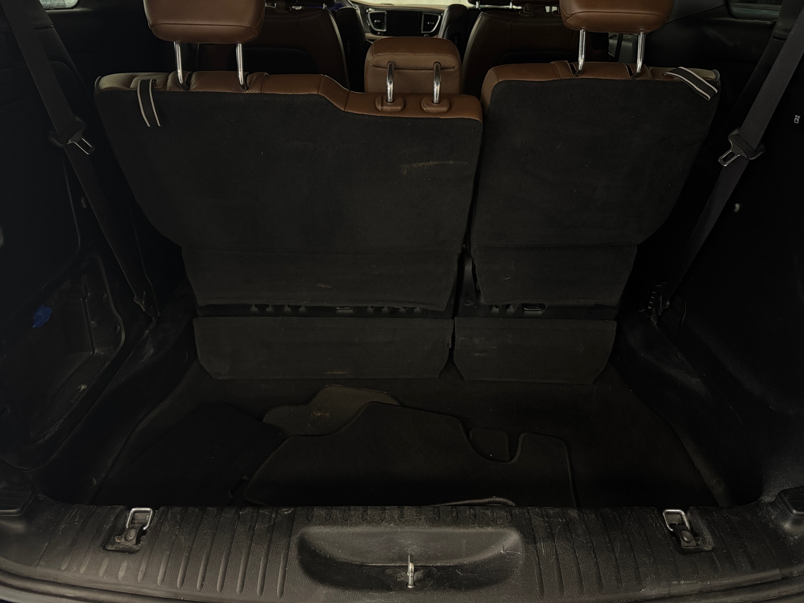 Thumbnail: 2017 Chrysler Pacifica - 6