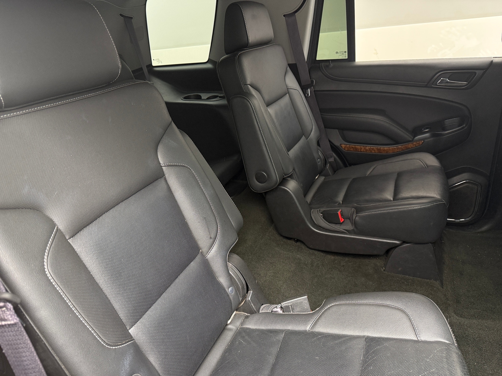 Thumbnail: 2017 Chevrolet Tahoe - 5