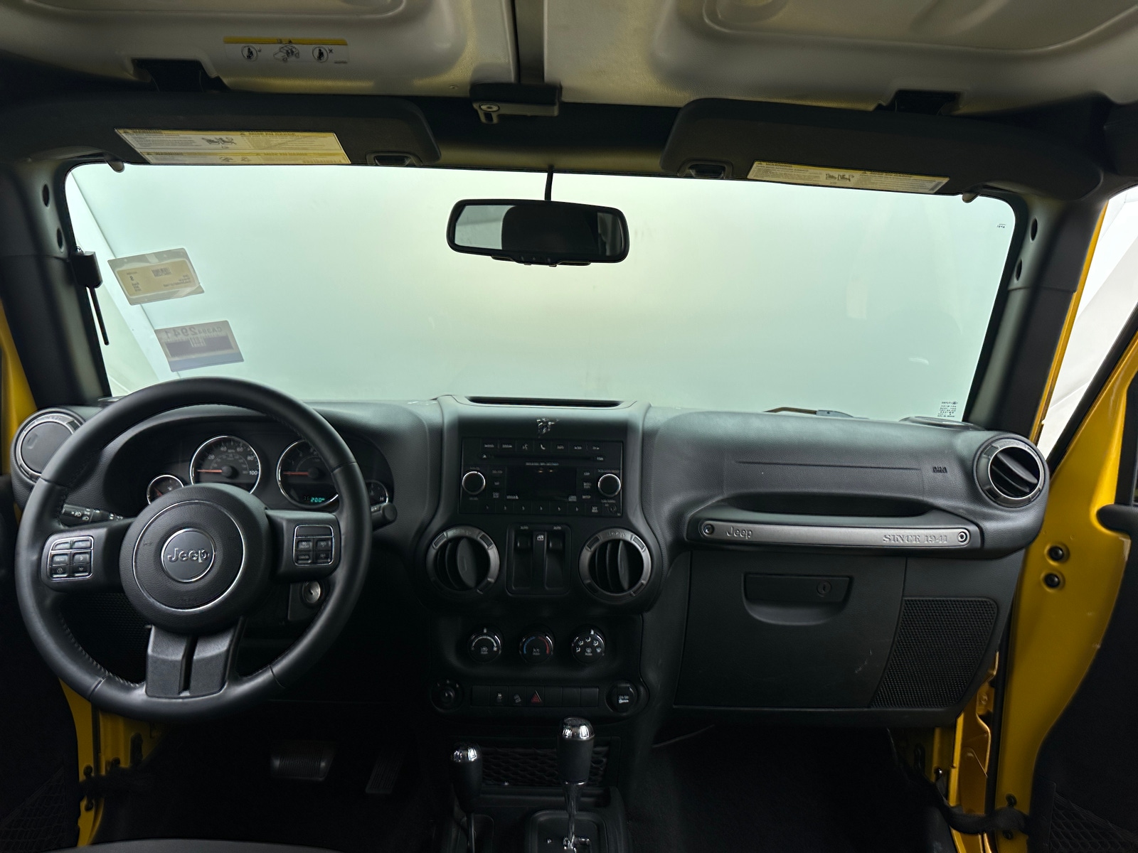 Thumbnail: 2015 Jeep Wrangler - 3