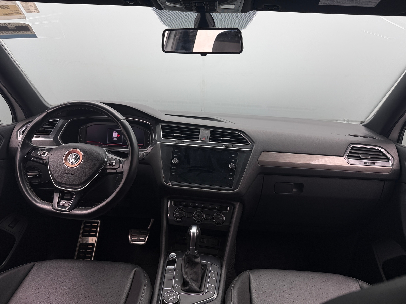 Thumbnail: 2019 Volkswagen Tiguan - 2