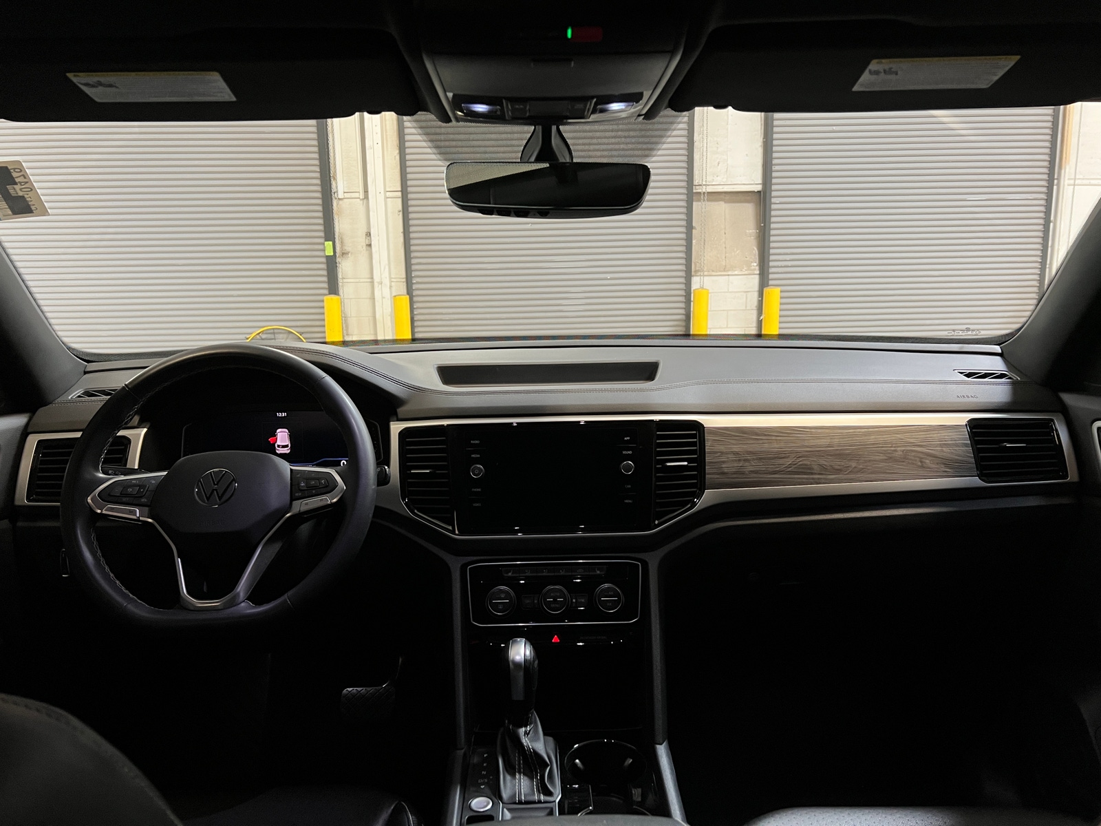 Thumbnail: 2022 Volkswagen Atlas - 2