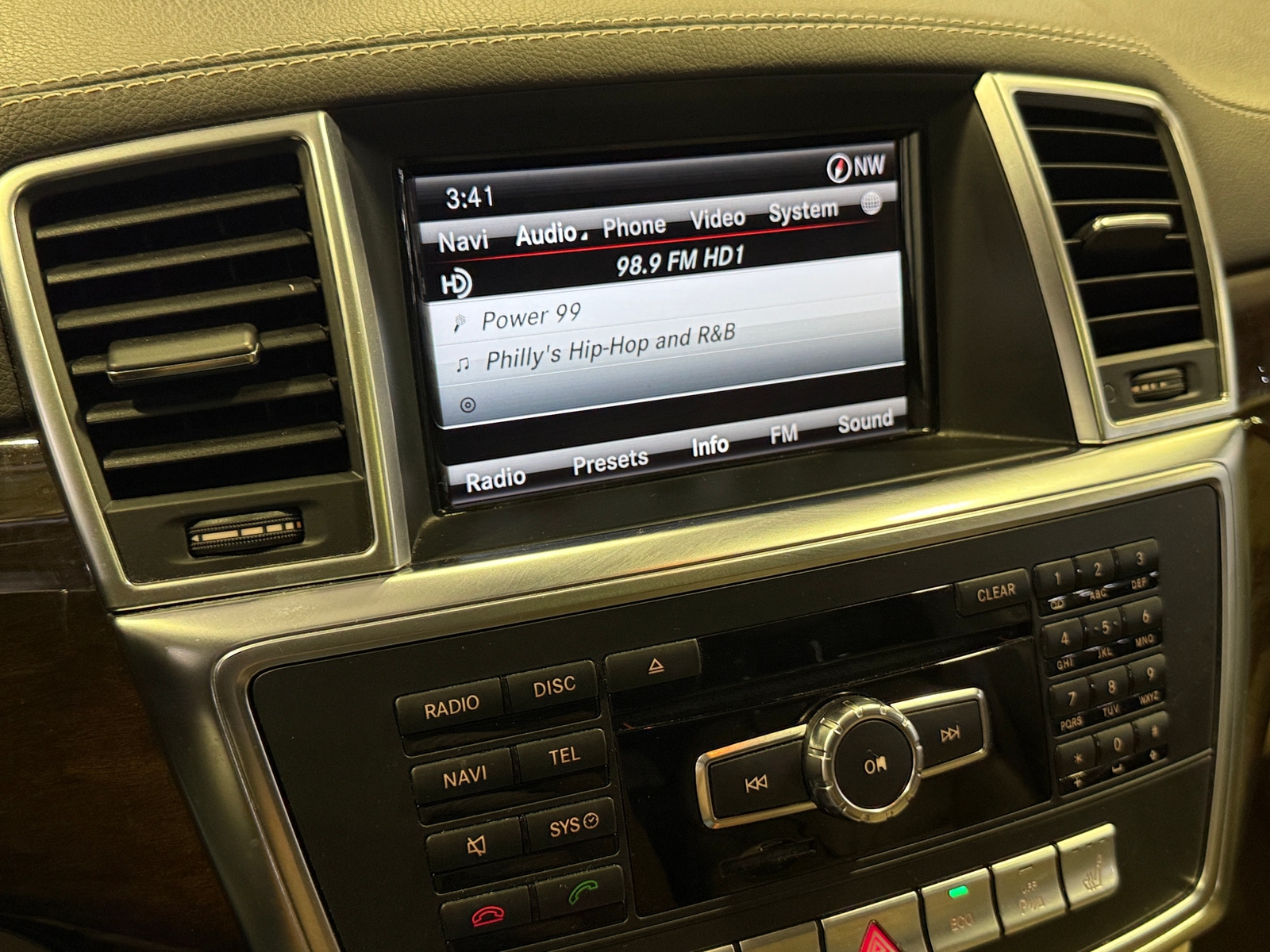 Thumbnail: 2015 Mercedes-Benz GL-Class - 3