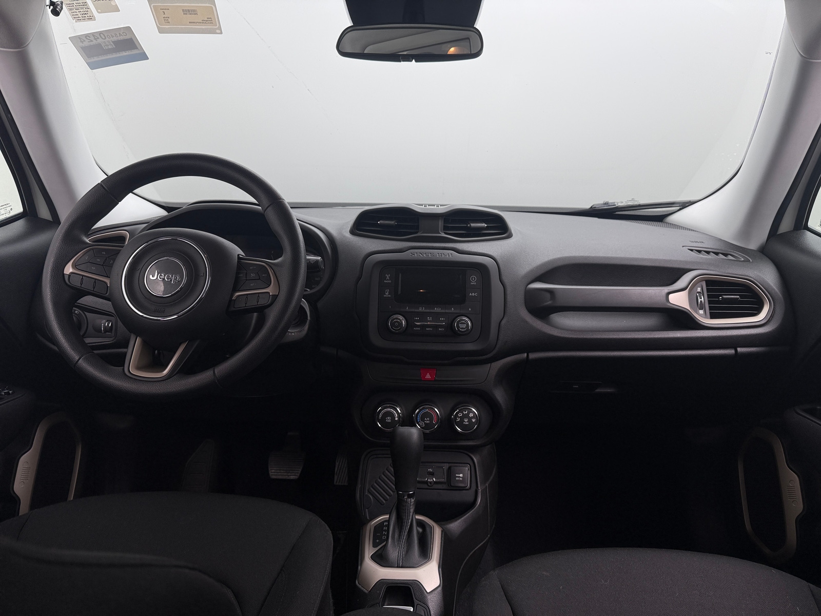 Thumbnail: 2017 Jeep Renegade - 3