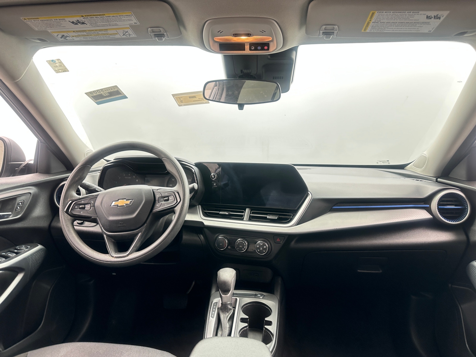 Thumbnail: 2025 Chevrolet Trax - 3