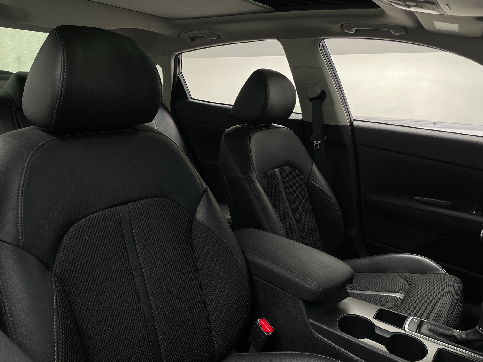 Thumbnail: 2019 Kia Optima - 2