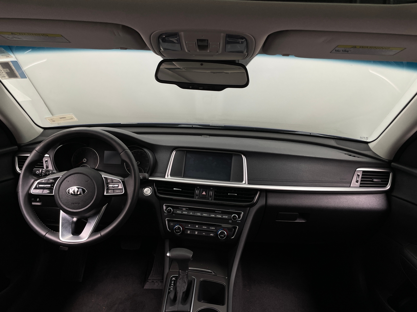 Thumbnail: 2019 Kia Optima - 3