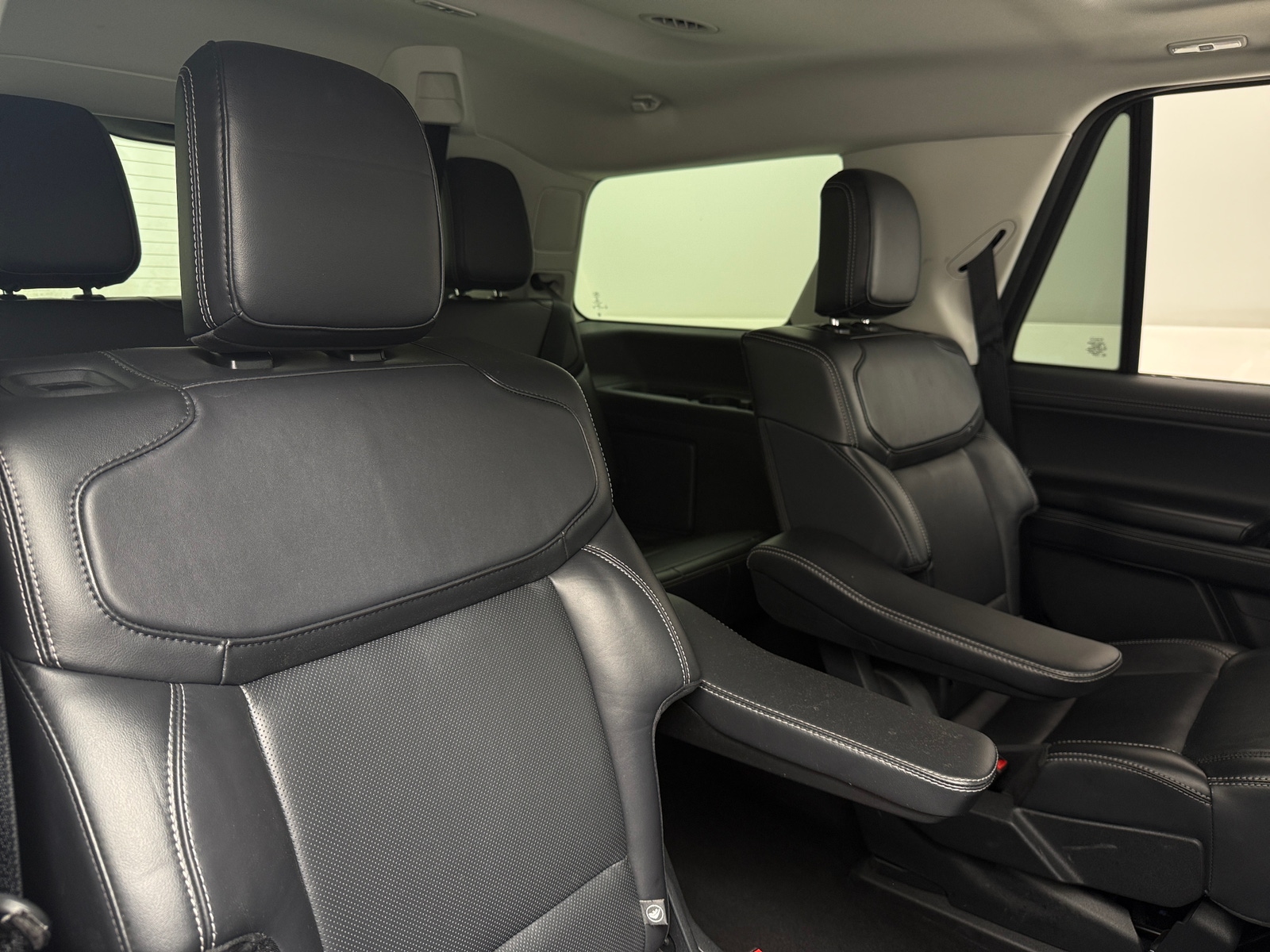 Thumbnail: 2025 Ford Expedition - 6