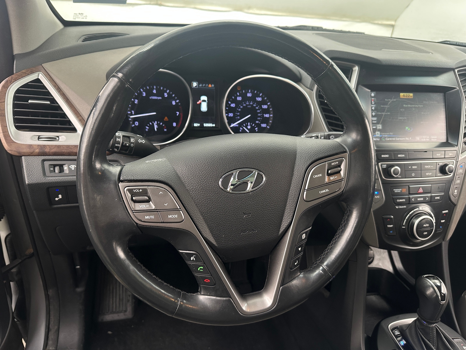 Thumbnail: 2019 Hyundai Santa Fe - 4