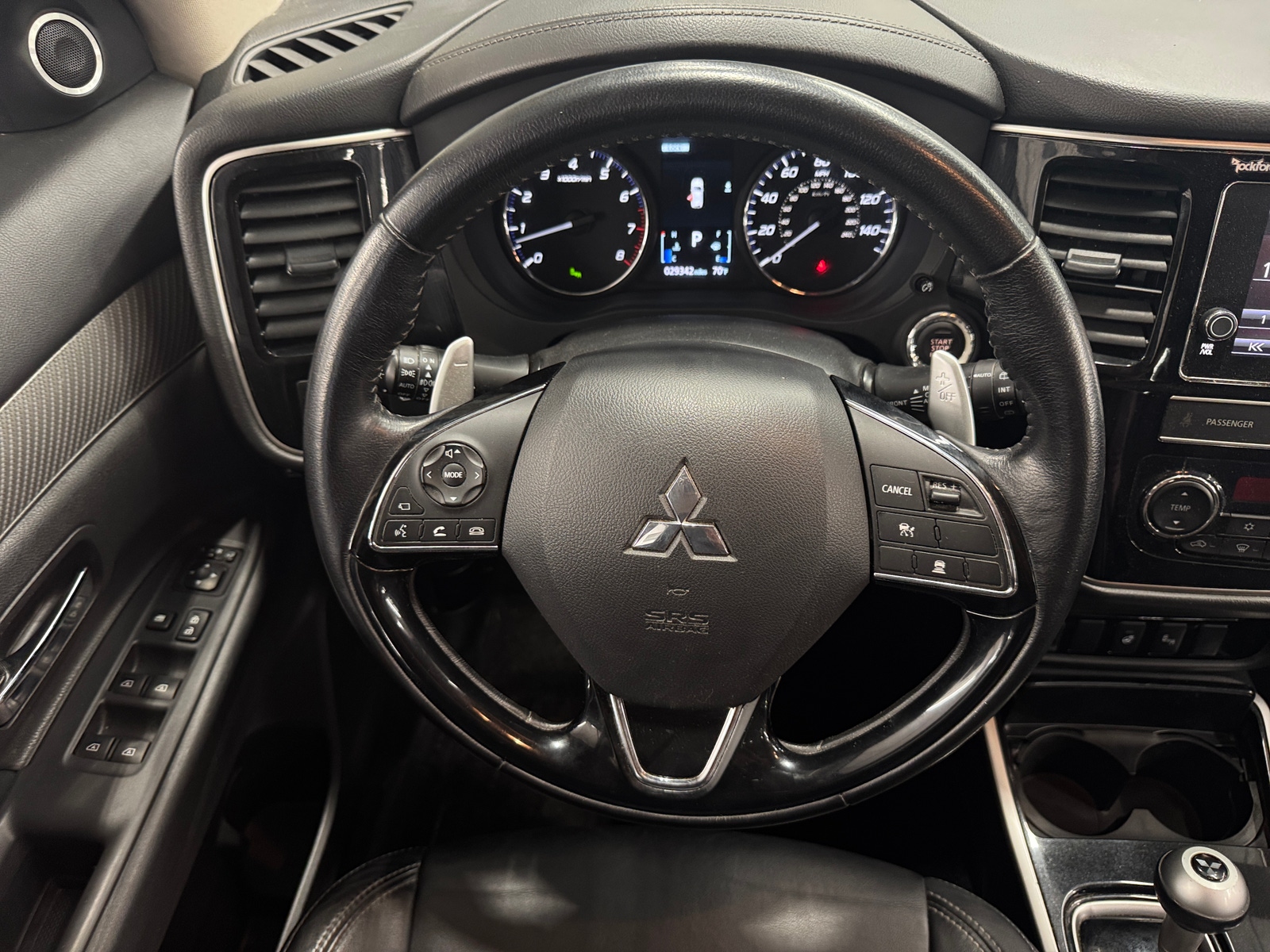 Thumbnail: 2019 Mitsubishi Outlander - 4