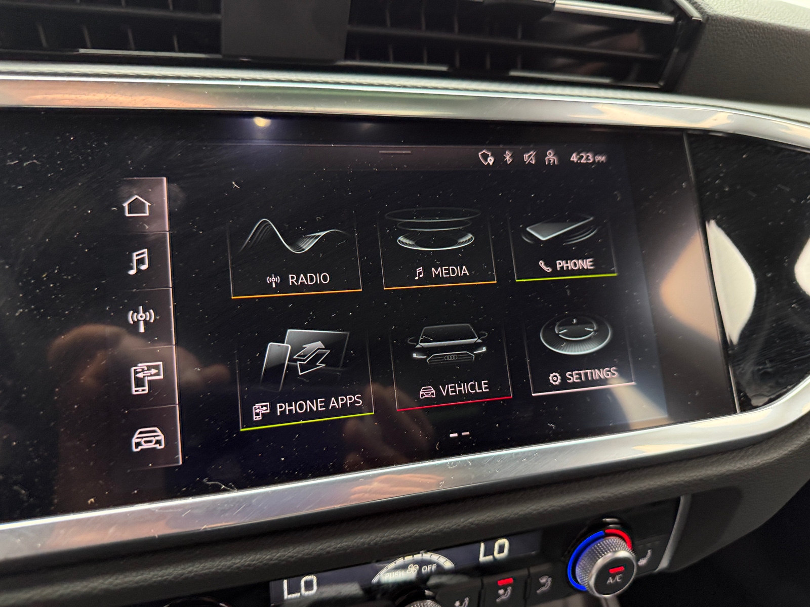 Thumbnail: 2022 Audi Q3 - 3