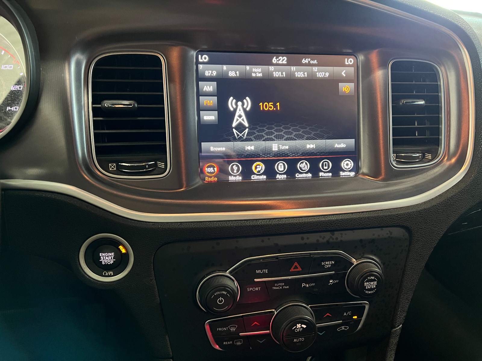 Thumbnail: 2019 Dodge Charger - 4